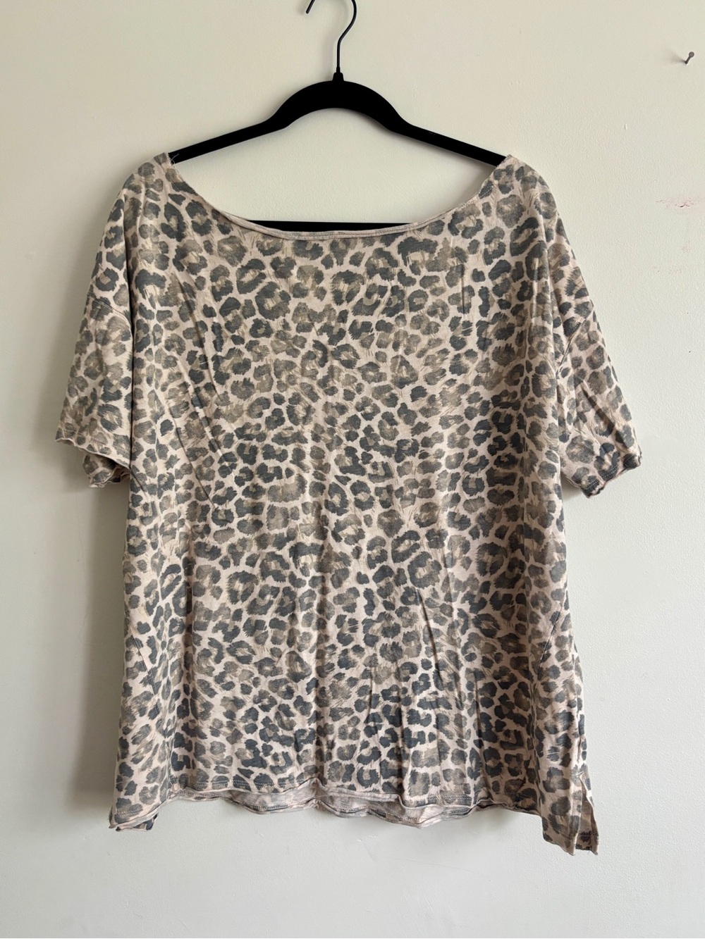 Aerie Oversize Leopard Print Tee Women-M